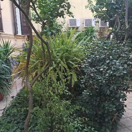 Elena * Portici